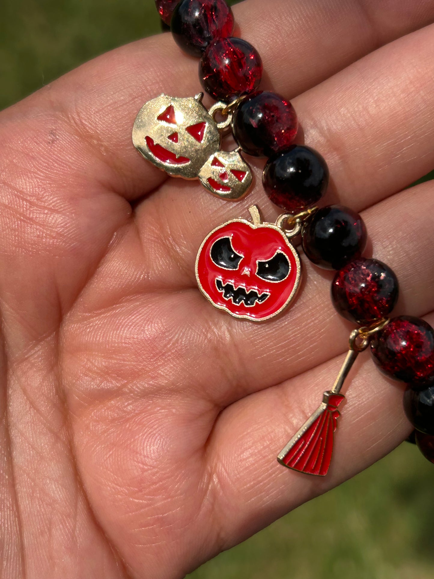Spooky Bracelet Style Red Punkins’