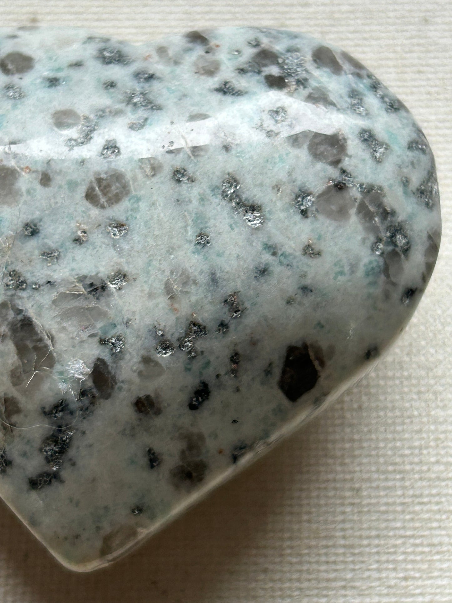 Kiwi Sesame Jasper Heart Crystal