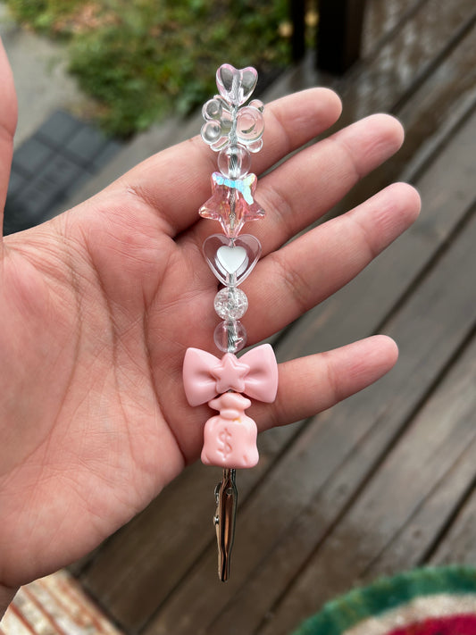 “Pink & Paid” Garden Clip