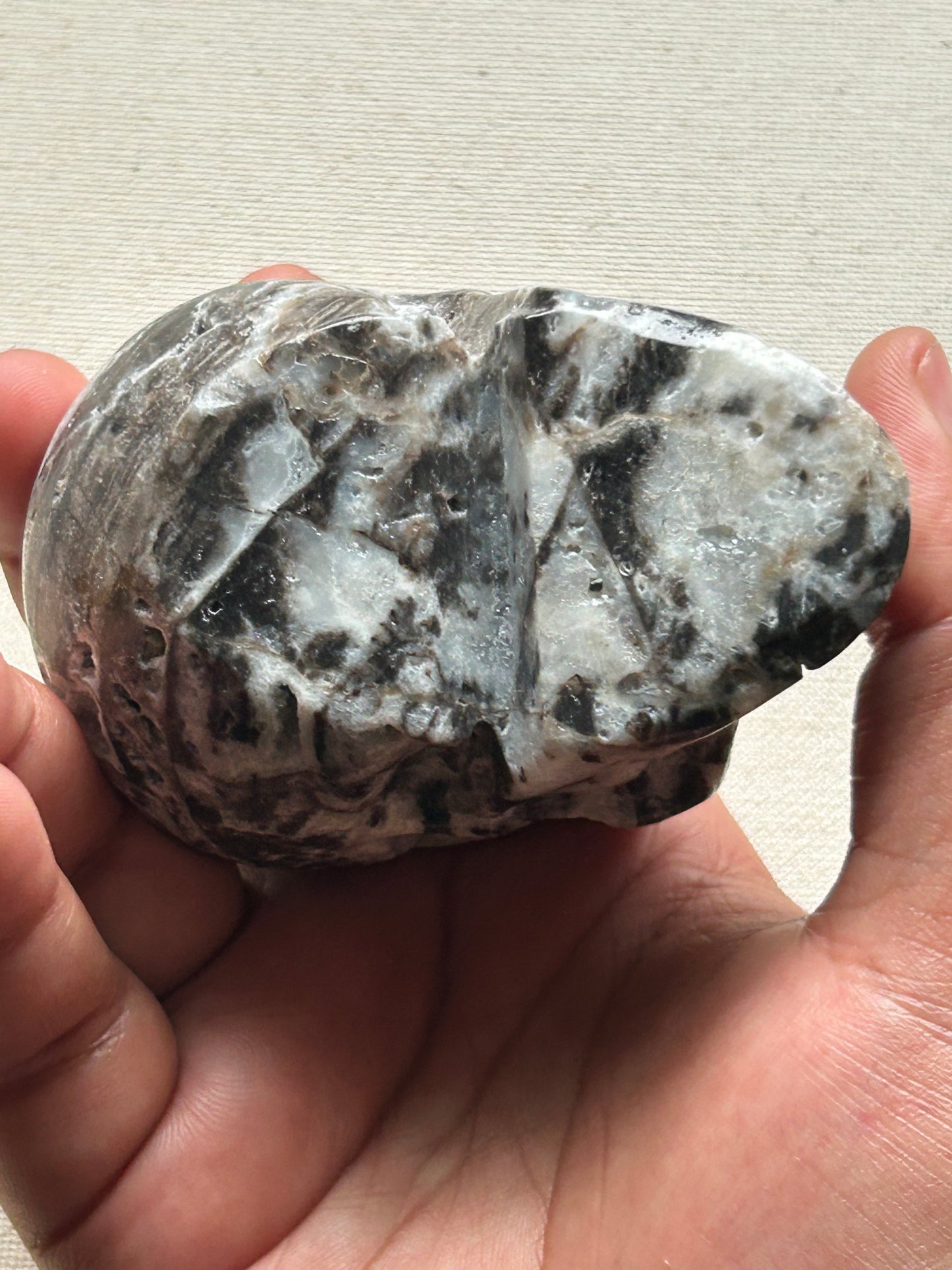 Druzy Agate Skull