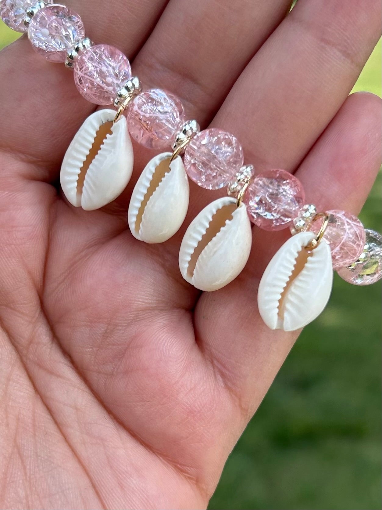 4444 Cowrie Shell Glass Bracelet