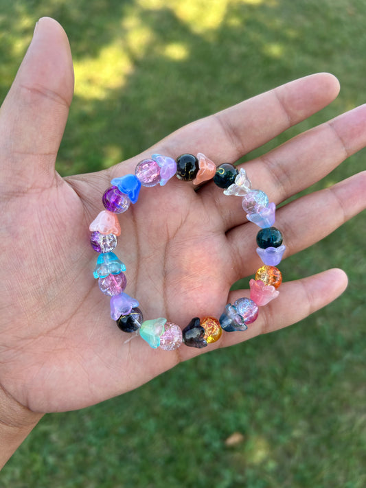 Flower Drops Accented Bracelet